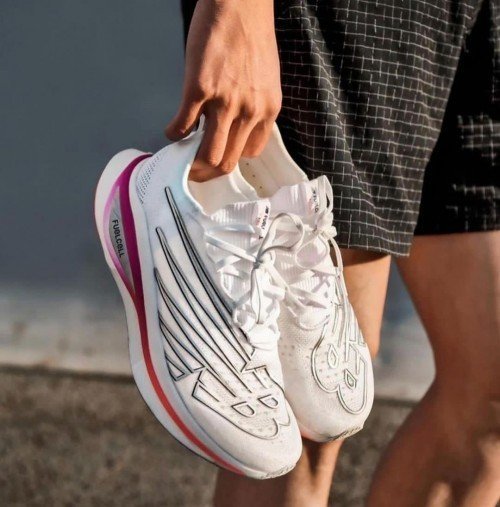 NEW BALANCE FuelCell SuperComp Elite