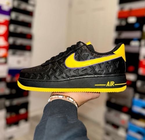 NIK_E AIR FORCE 1 LOW KOBE BRYANT LAKERS AWAY