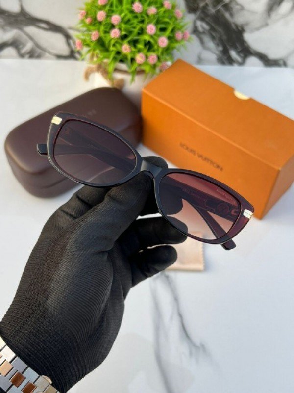 Louis_Vuitton_3312_brown_shaded
