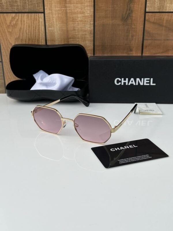 Chanel_1431_gold_pink