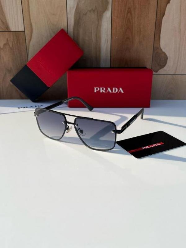prada_23374_black_shaded