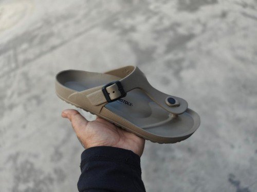 BIRKENSTOCK GIZEH EVA BROWN WITH SOLE BRANDING