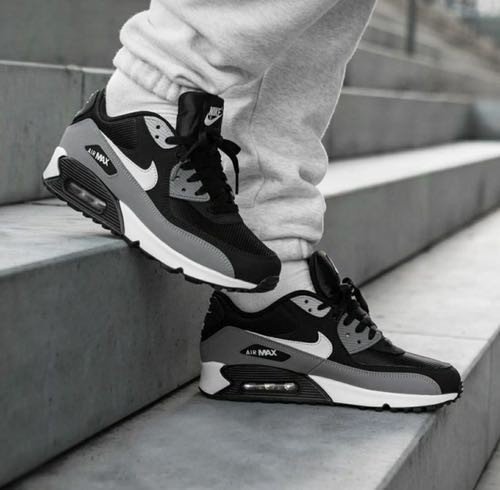 airmax 90 essential