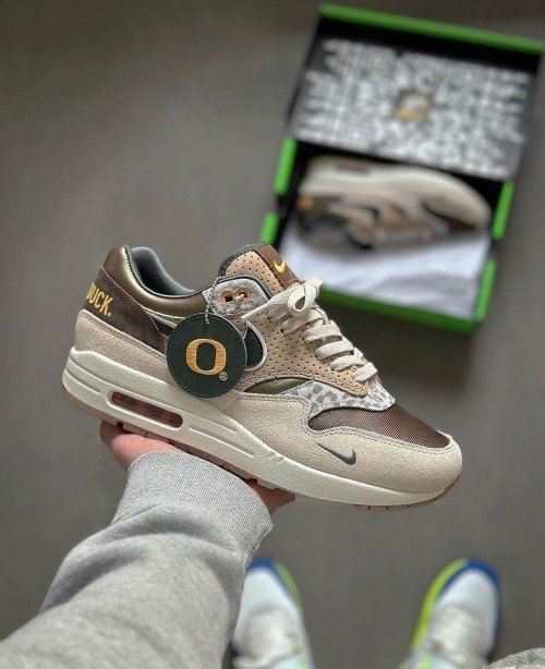 Nikee AirMax 1 University Of Oregon same box