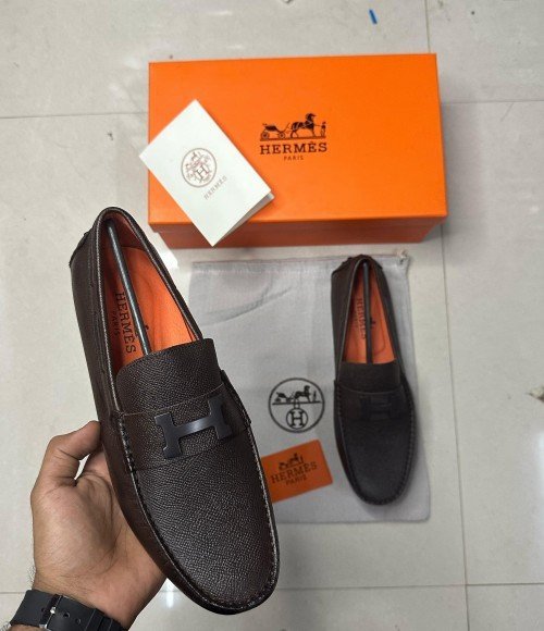 Hermes Leather Luxury Loafer Brown L004
