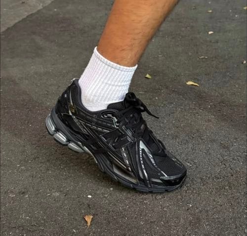 New Balance 1906A Black