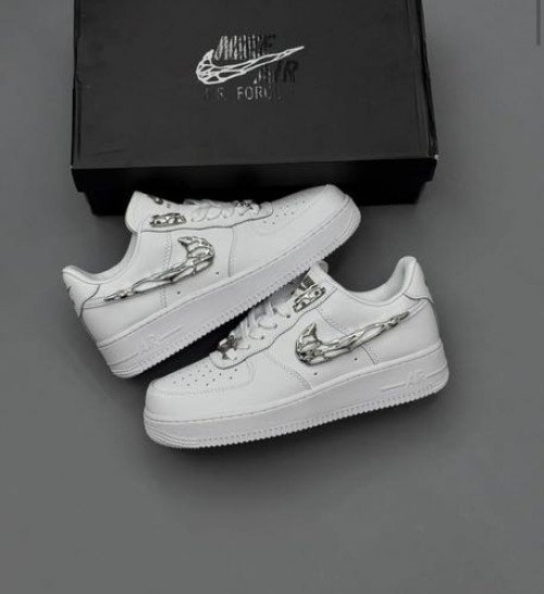 NIK.E AIRFORCE 1 LOW MOLTEN METAL