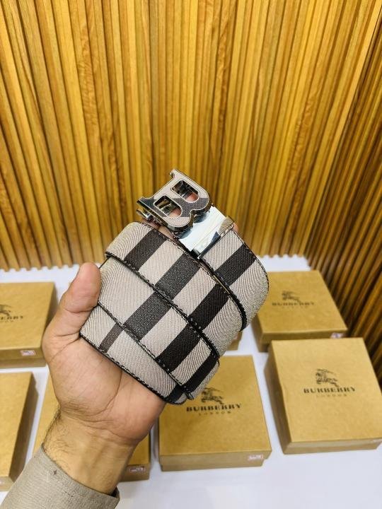 67 BURBERR_Y PREMIUM QUALITY AUTOMATIC LOCK BELT