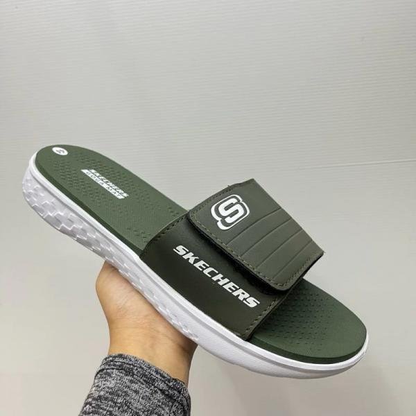 skecher_s goga mat ultra light slides S06