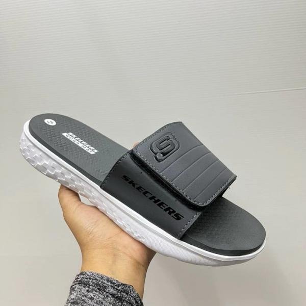 skecher_s goga mat ultra light slides S06