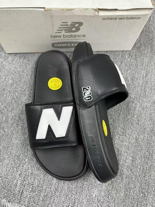 Neww Balancee Dynasoft S13 black white