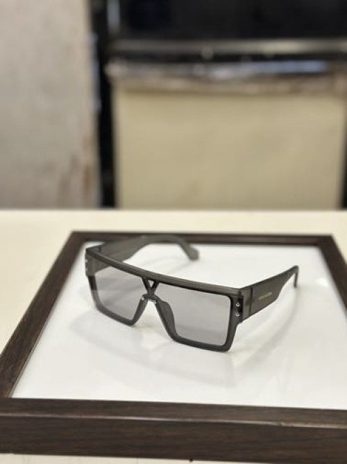 LOUIS VUITTON SUNGLAS