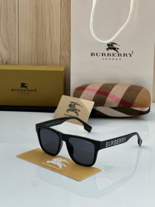 BURBERR_Y SUNGLASS