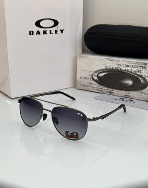 Oakle_y sunglas