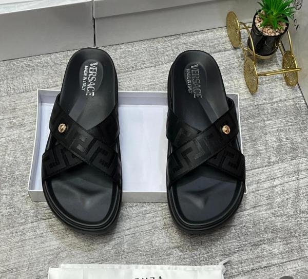VERSACE BLACK LOGO PREMIUM SLIDE