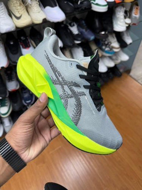 Asicss Novablast 5 Black Rock Green