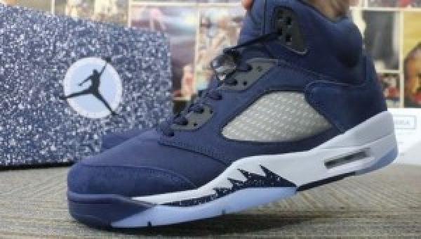 Nike-Air-Jordan-5-Midnight-Navy
