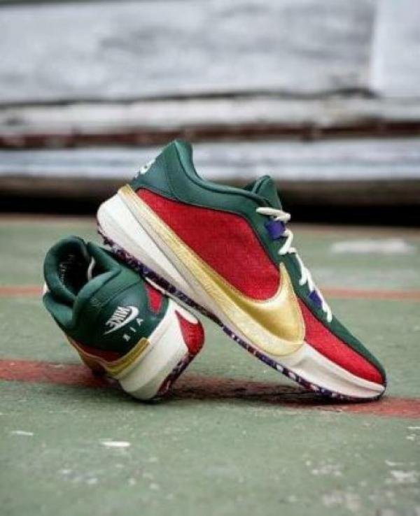 Nikee Zoom freak 5 keep it a buck