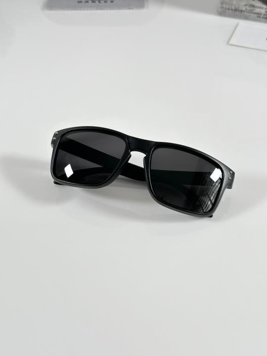 Oakley_9102_Black