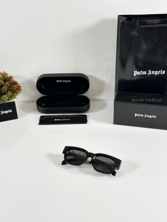 Palm_Angels_3351_Black