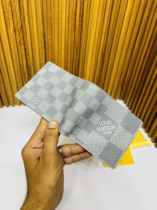 17 LV LOUIS VUITTO_N PREMIUM QUALITY WALLET WITH BOX