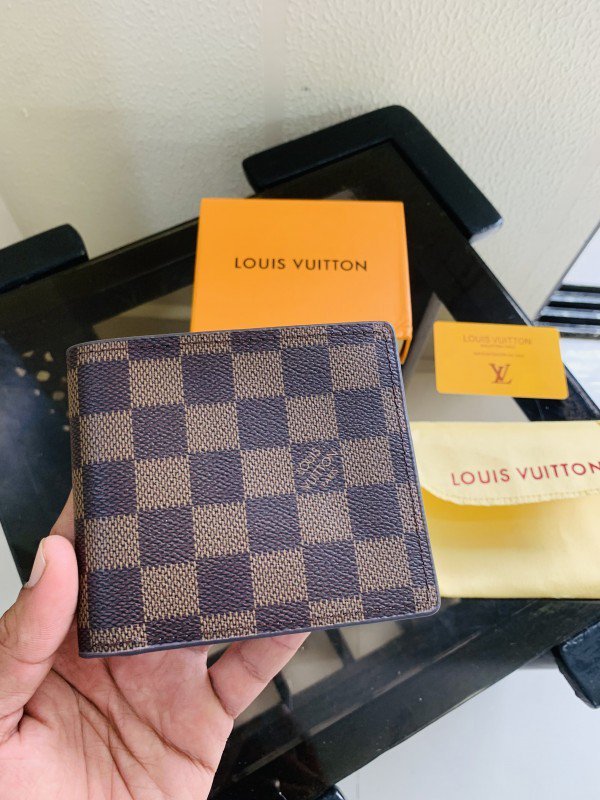 111 LV LOUIS VUITTO_N PRINTED PREMIUM QUALITY WALLET WITH BOX