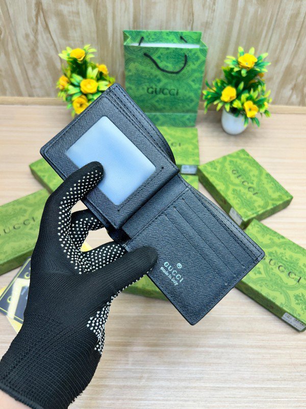 GUCCI_WALLET_V744