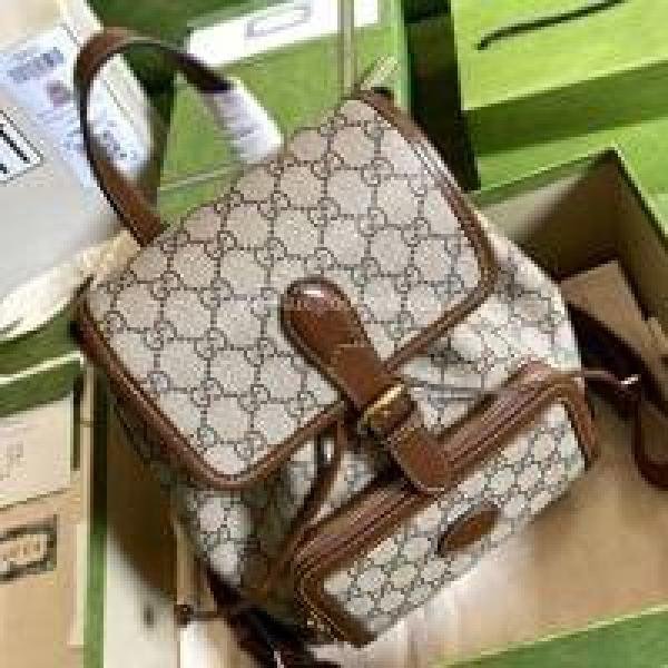 Gucci_gg_supreme backpack premium quality with dust cover