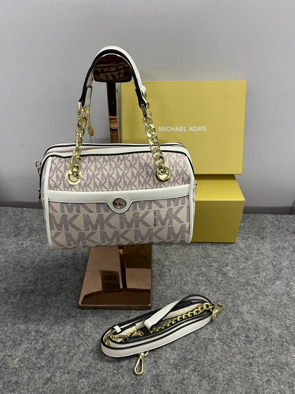 Michael_Kors_Blair_Boston_With_OG_Box_&_Dust_Bag_(22312_Beige_White)