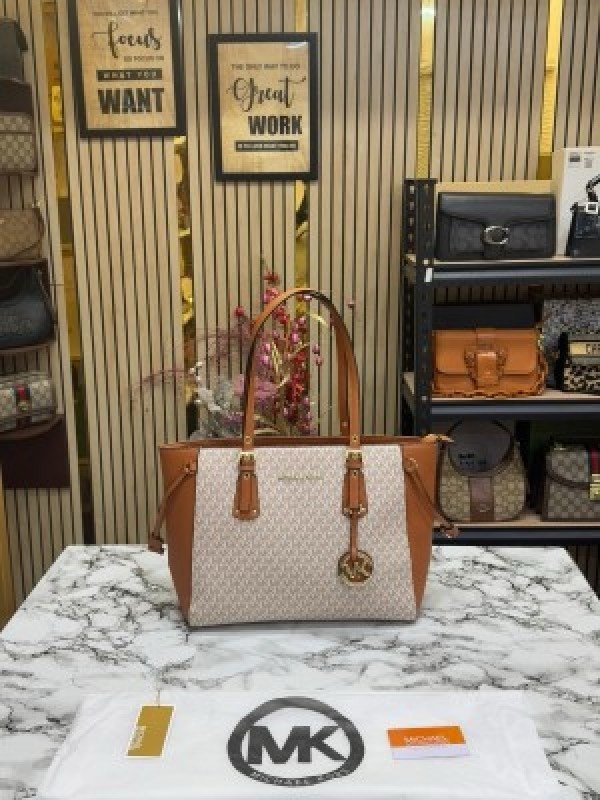 Michael Kors Voyager Leather Satchel Shoulder Bag With Dust Bag (19028_Beige_Brown)(LB)