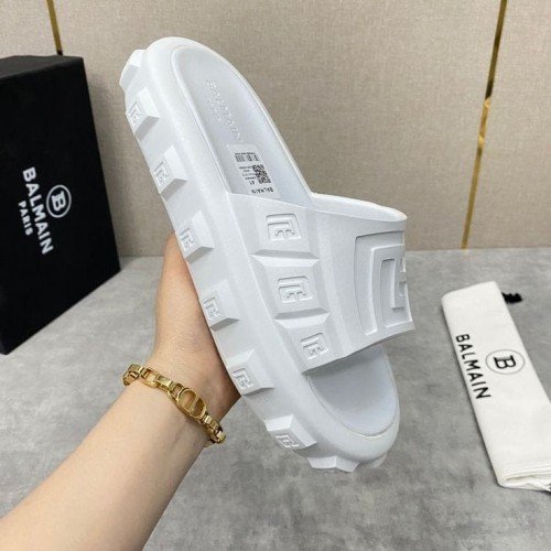 BALMAI N EMBOSSED SLIDE OG BOX SLIDE