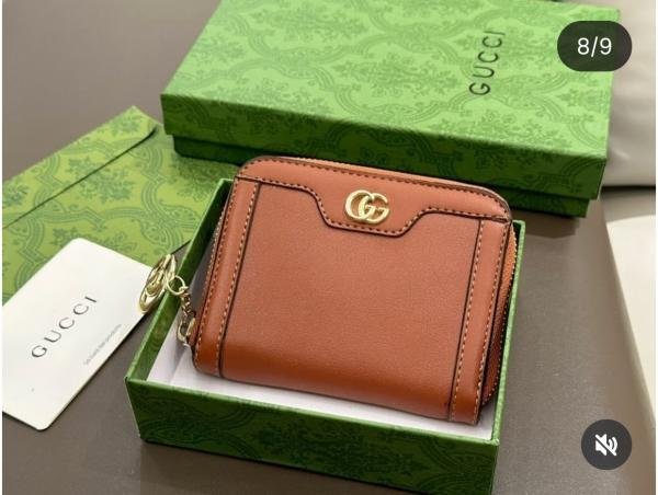 Gucci_Zipper_Brown_wallet_With_Orignal_Box_DustBag