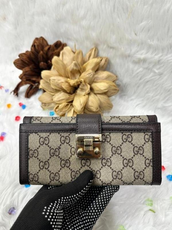 Gucci_Padlock_Fold_Long_Wallet_With_Orignal_Box_DustBag