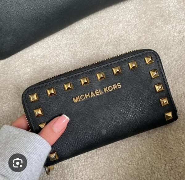 Michael Kors Zipper Long Wallet With Orignal Box DustBag 2
