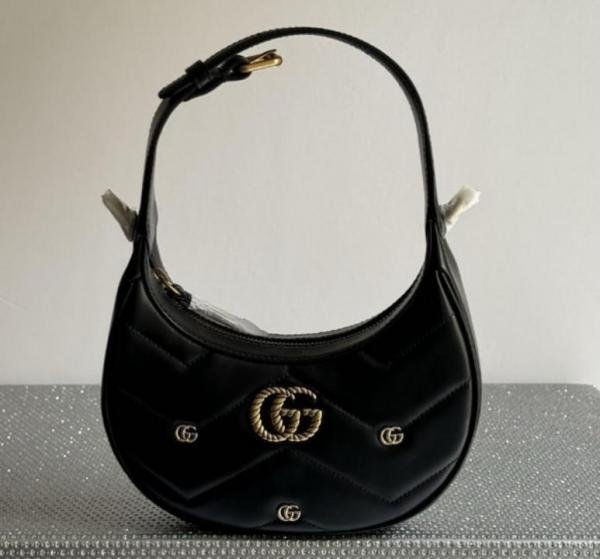 Gucc_i mormont leather bag with accessories and box 415