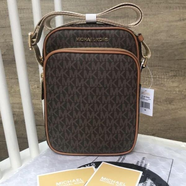 Michael_kors_crossbody_bag with box premium quality