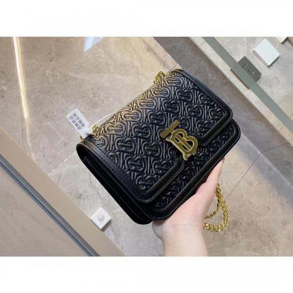 _Burberry_monogram_tb_logo_bag_with_og_box