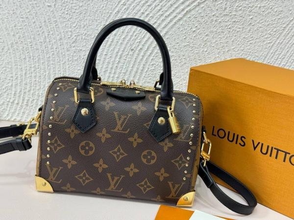 Louis_Vuittion_Speedy_Trunk_Bag_With_Box_Dustbag_SlingBelt_Bill