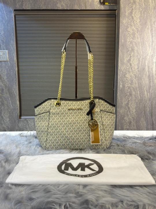 Michael_Kors Jet Set Travel Chain Shoulder Tote Bag Witch Dust Bag 5607