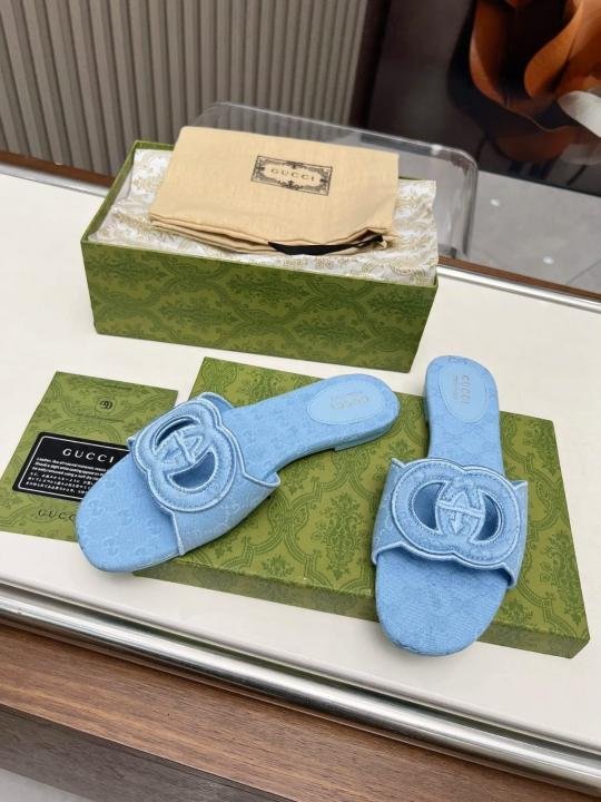 Gucci_Womens_Interlocking_G_Slides_With_Original_Box_CarryBag_Packaging