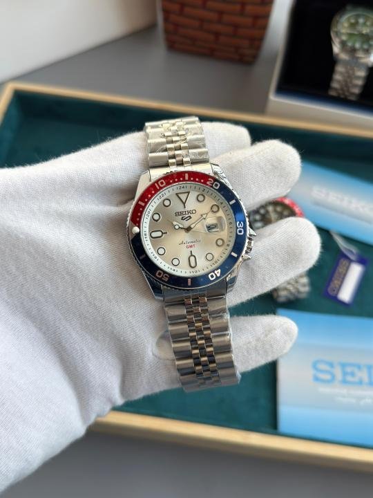 Seiko 5 Sports Pepsi Edition Back Open W291