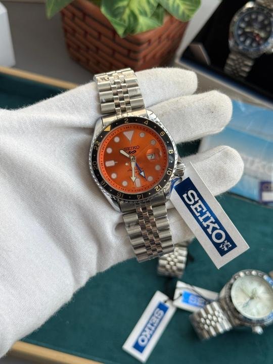 Seiko GMT Edition Automatic Back Open Orange W285