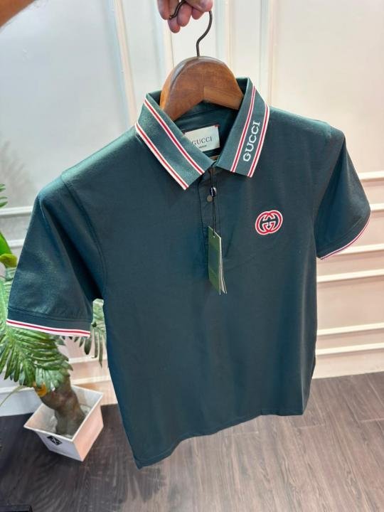 GUCC I COLLER X CHEST LOGO T-SHIRT 1184