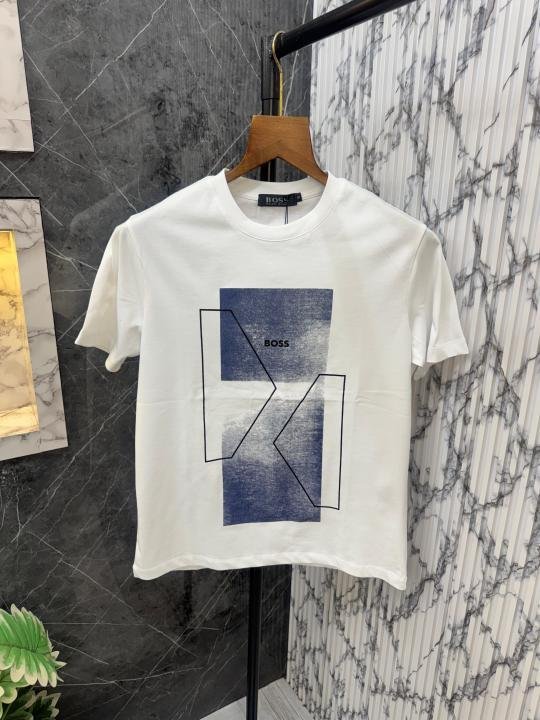 Hugo.Boss.100%.Imported.Fabric.Very.Premium.Round.Neck.Tshirt.CS319